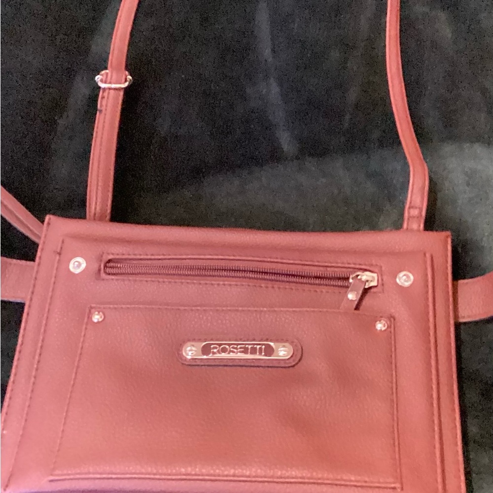 Purse,this purse is actually Burgundy